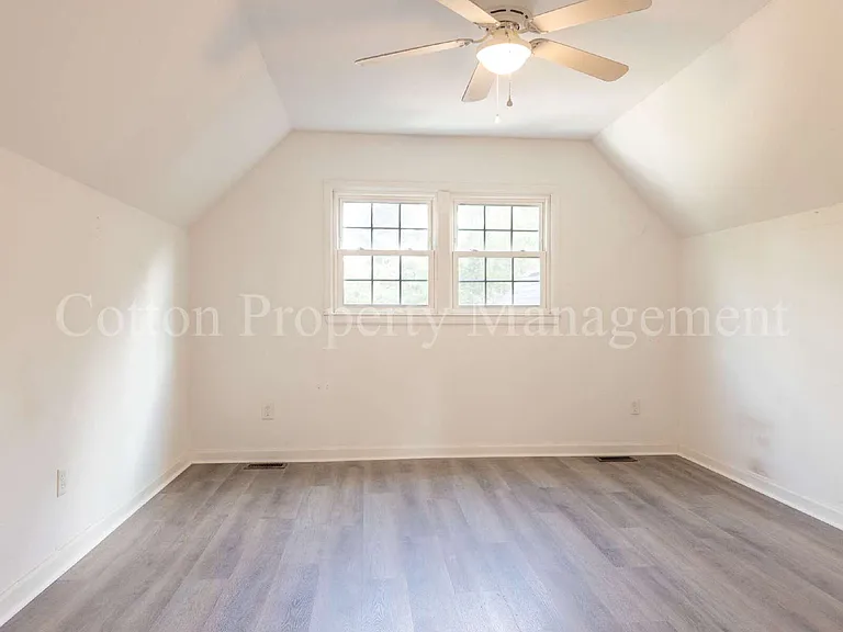 824 Haymarket Ln — Photo 38
