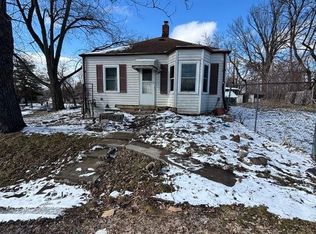 22 N Merrimac St, Pontiac, MI 48340
