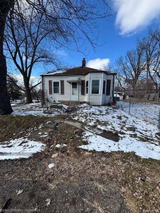 22 N Merrimac St, Pontiac, MI, 48340