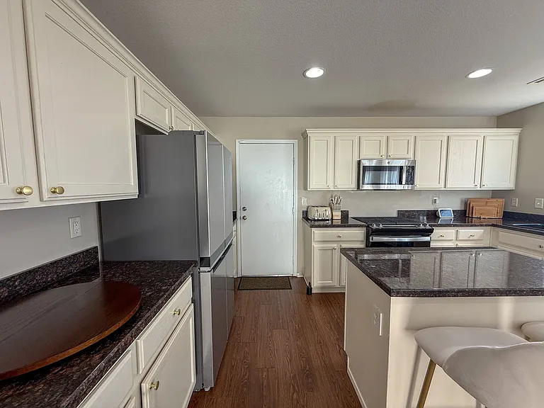 10360 Cherokee Corner Ave — Photo 7