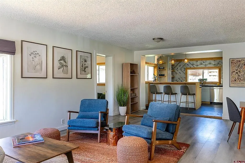 333 Cedar Ave — Photo 1