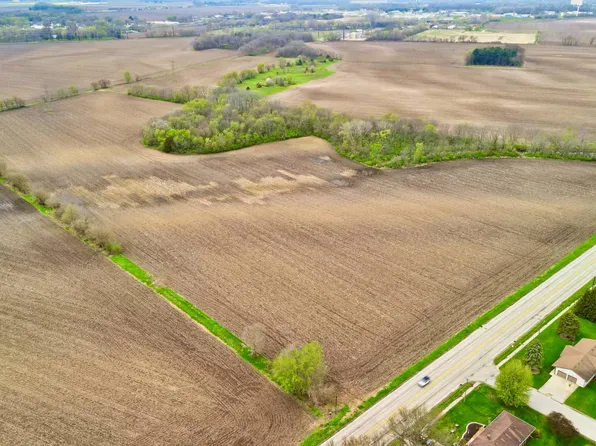Dixon Rd, Rock Falls, IL 61071