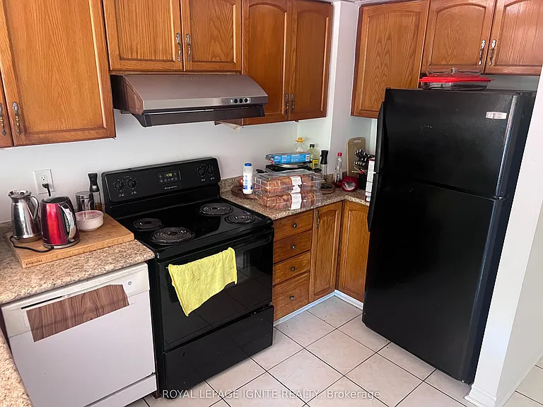 101 Orleans Dr — Photo 24