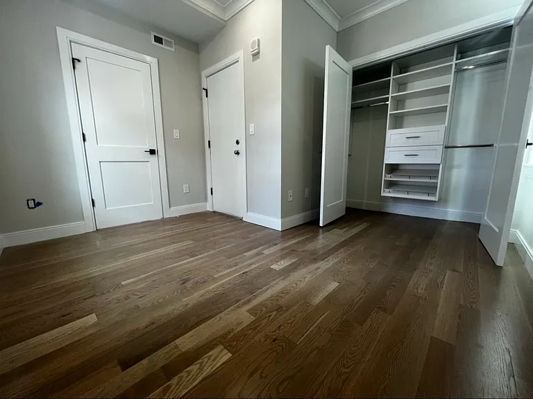 42 Englewood Ave #3 — Photo 9