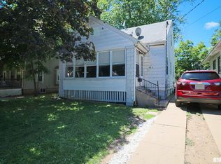 2415 N Ellis St, Peoria, IL