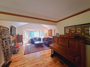 11230 SW 212th Pl #1, Vashon, WA 98070