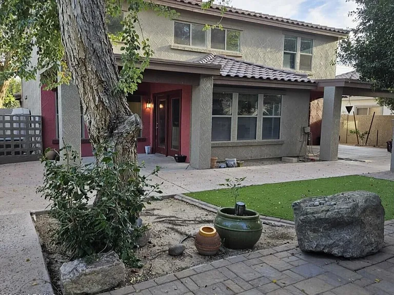 3582 E Santa Fe Ln — Photo 4