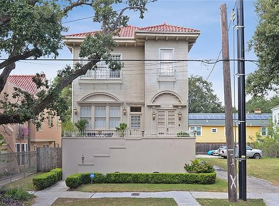 5th image of 3618 Napoleon Ave #3620