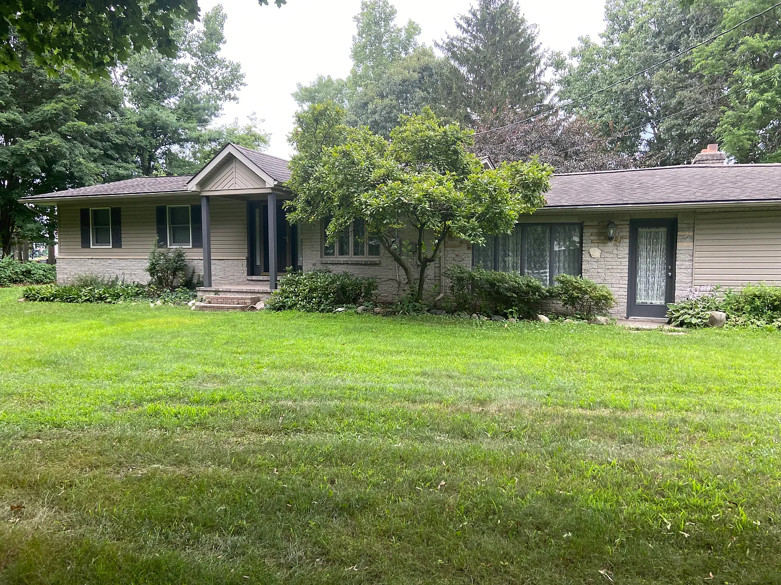 542 S Baldwin Rd — Photo 2
