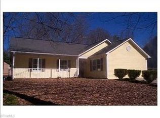 5719 Wrenwood Dr, Greensboro, NC 27455