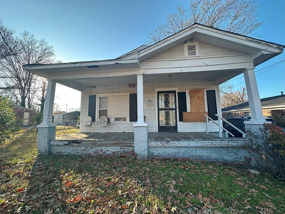 1st image of 771 Josephine St