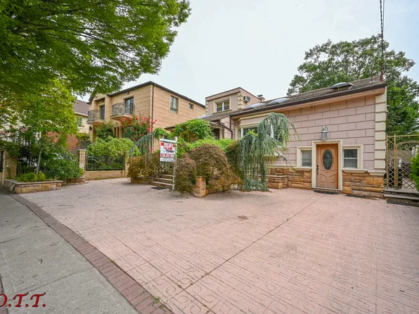 47 Gaylord Drive North image 3 of 21