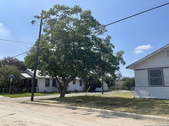 5th image of 1642 Lennon Ave