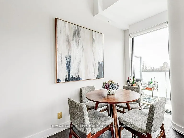 1815 Yonge St #602 — Photo 9