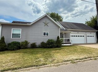 310 38th St, Vienna, WV 26105