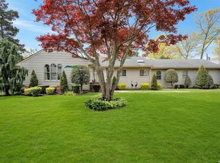 107 Cedar Shore Dr, Massapequa, NY 11758