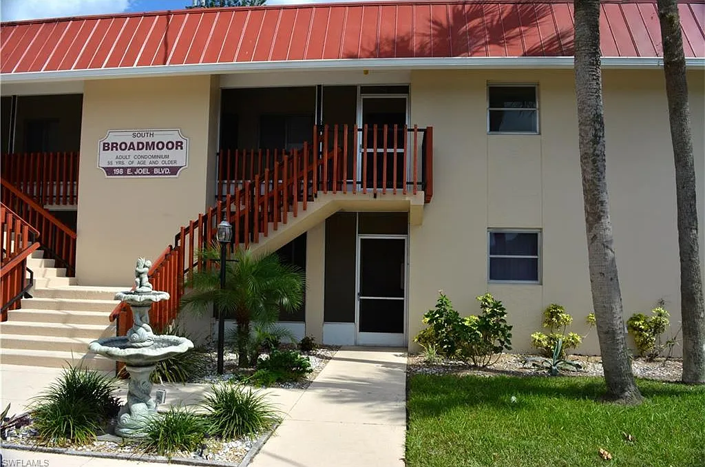 198 Joel Blvd #8 - 8 — Photo 1