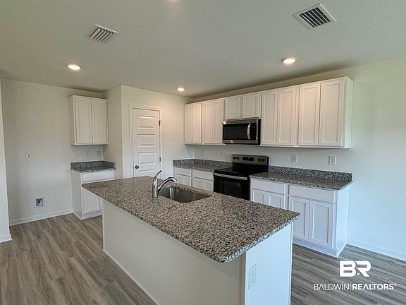 5th image of 8818 Sea Star Cir