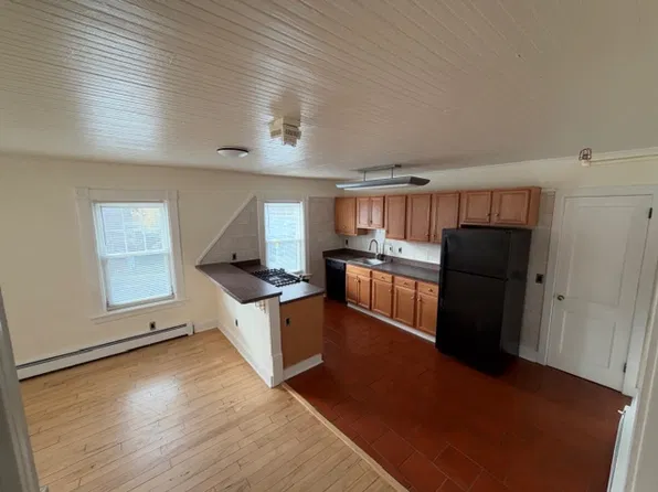 1565 New Scotland Rd APT 203, Slingerlands, NY 12159