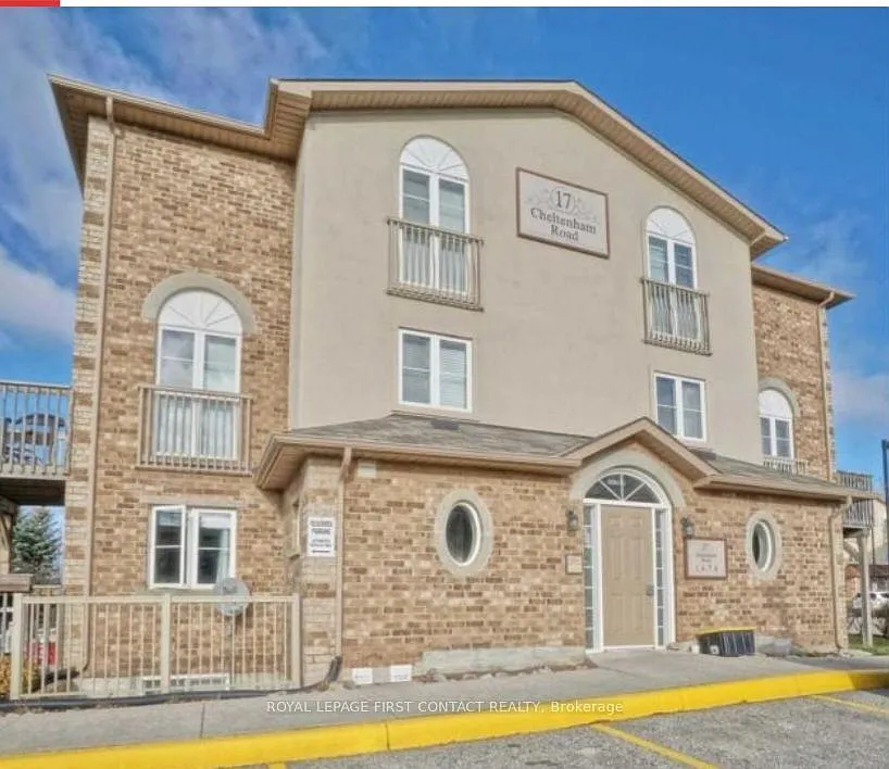 3 bed, $2,500 — Photo 1