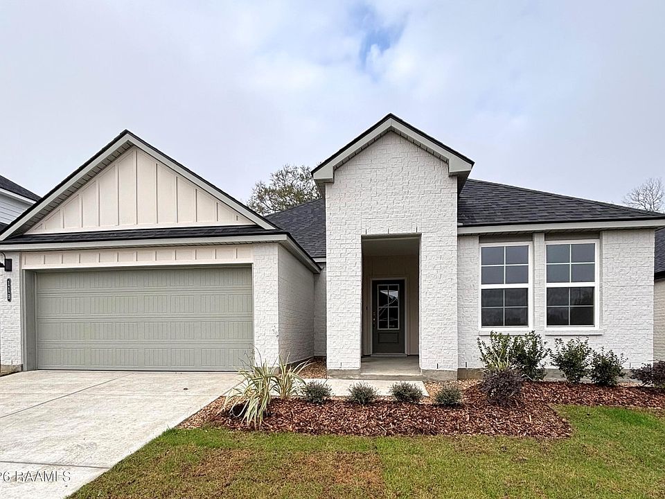 1st image of 119 Harvest Falls Dr