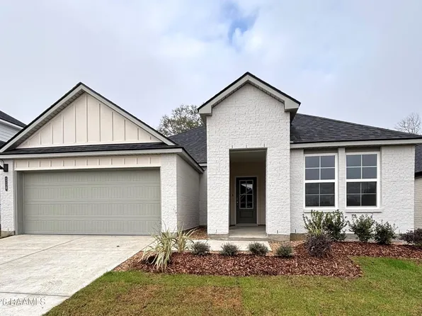 119 Harvest Falls Dr, Broussard, LA 70518