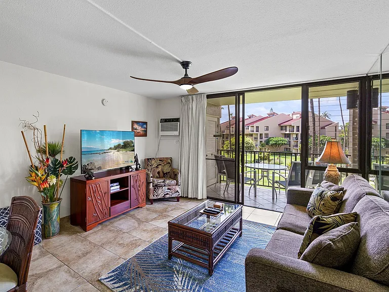 S Kihei Rd — Photo 11