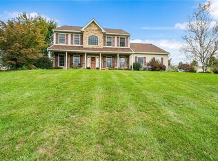 10455 Trexler Rd, Breinigsville, PA 18031