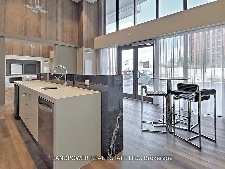 85 Oneida Cres #1206 — Photo 18