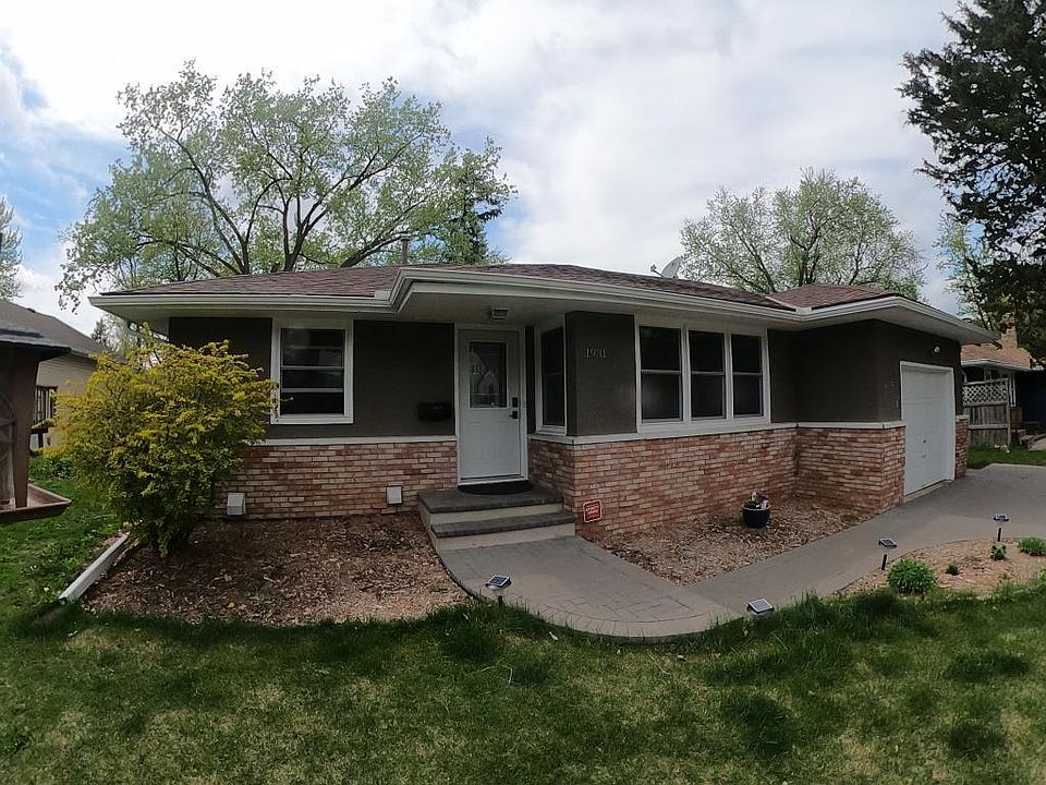 1st image of 1931 Xerxes Ave N