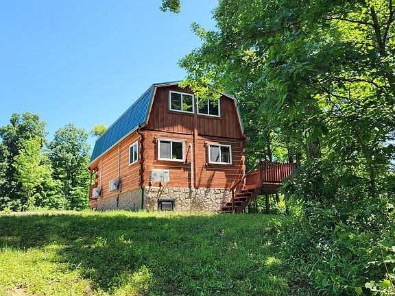 4th image of 9955 Township Road 314 Road Se Perry Retreat #314