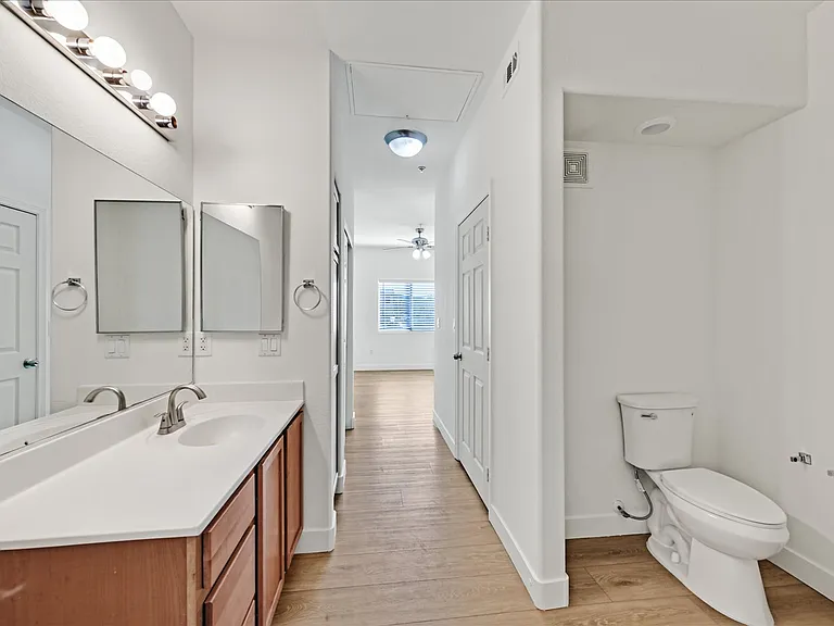 2291 W Horizon Ridge Pkwy #1206 — Photo 14