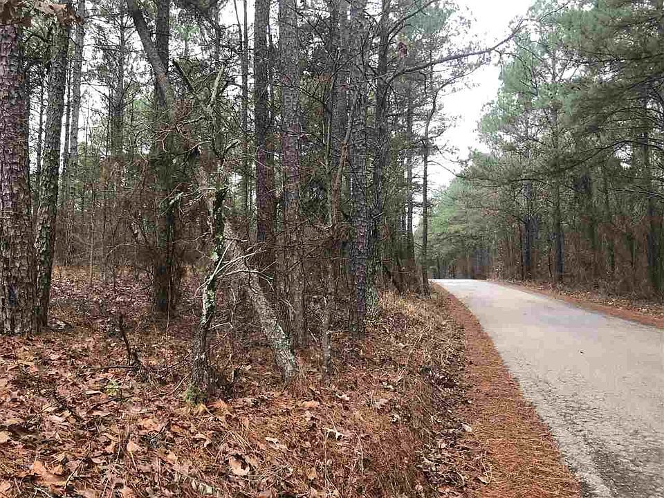 2nd image of Noonday Rd E