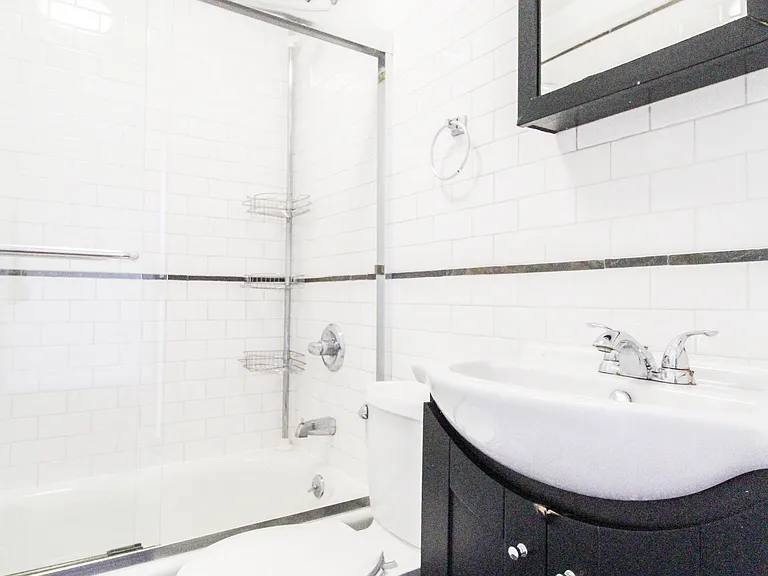 35 2nd St #3 — Photo 5