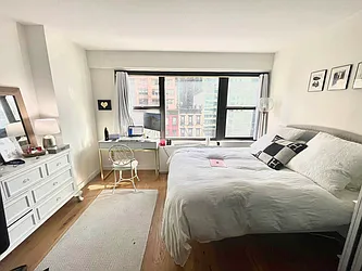 Rented by Olympia House Delaware LP