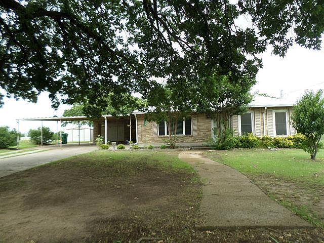 1st image of 1302 Highway 81 N