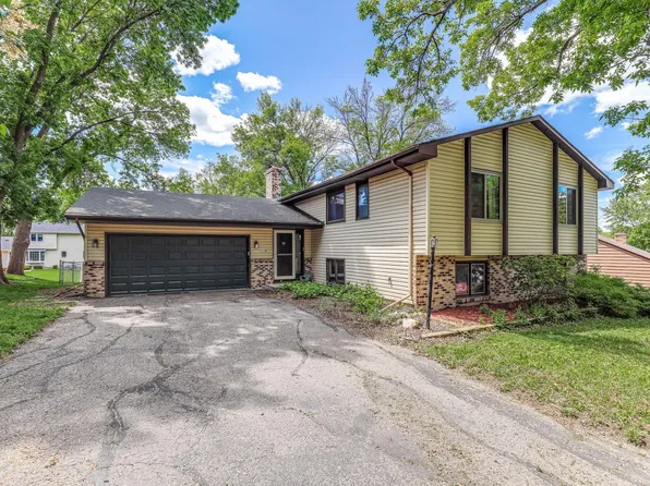 5917 W 99th St, Bloomington, MN 55438