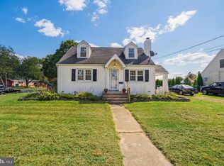 426 Pine St, Williamstown, NJ 08094