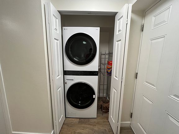 Washer & Dryer Unit