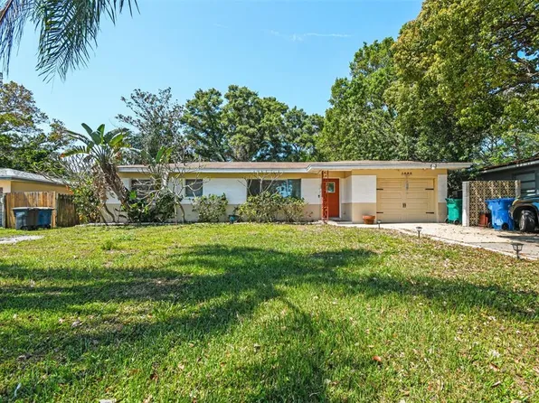 1854 Carlton Dr, Clearwater, FL 33759