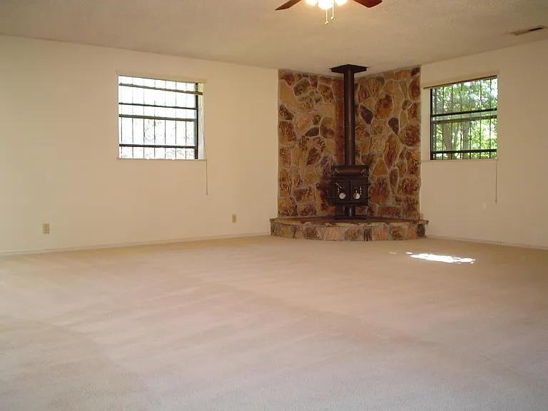 7204 Avenida La Costa NE — Photo 5