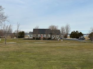 61 Campbell Bay Rd, Swanton, VT 05488