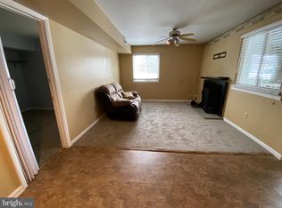 203 Brighton Ct, Sicklerville, NJ 08081