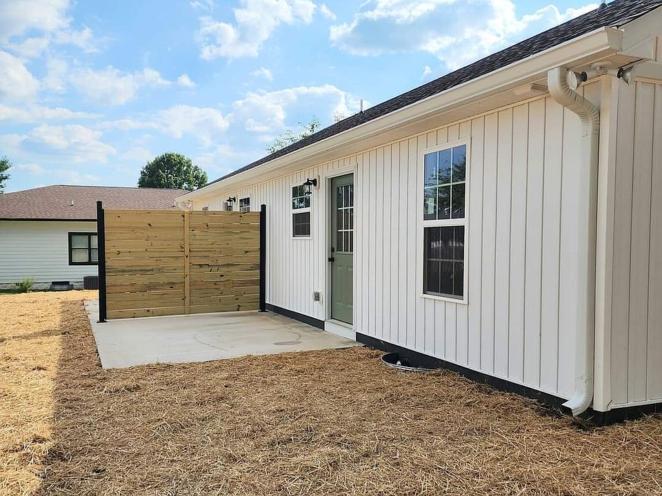 2nd image of 43 Duncan Ln