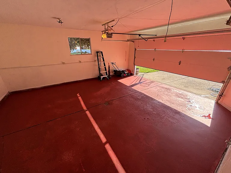 326 Pepperton Dr — Photo 11