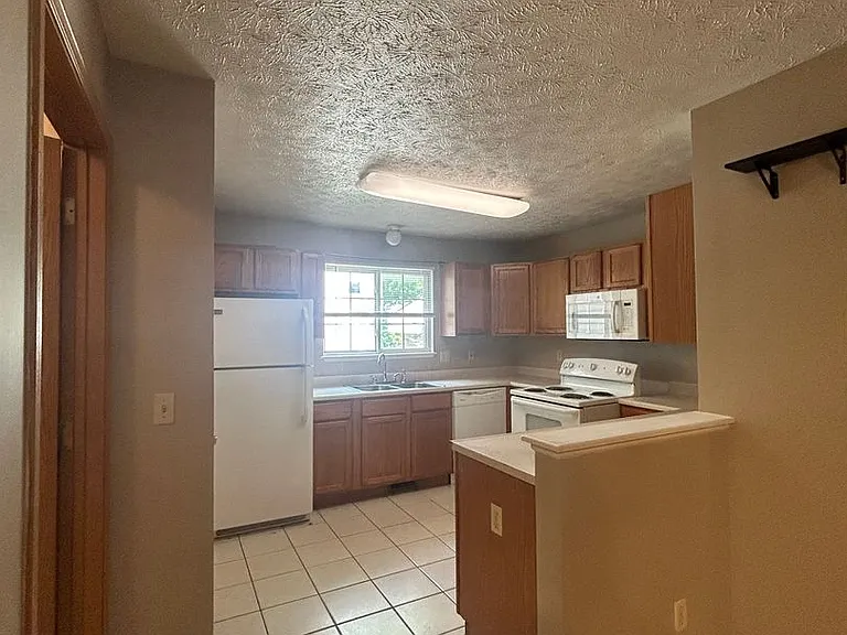 2196 State Road 26 W — Photo 5