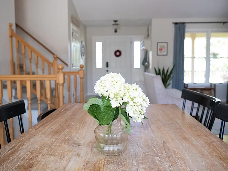 1694 Sheffield Ct — Photo 5