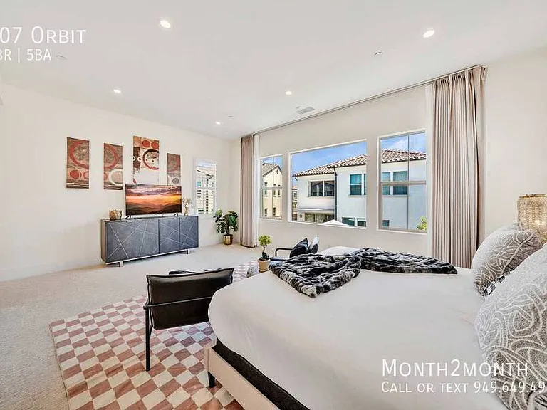107 Orbit — Photo 29