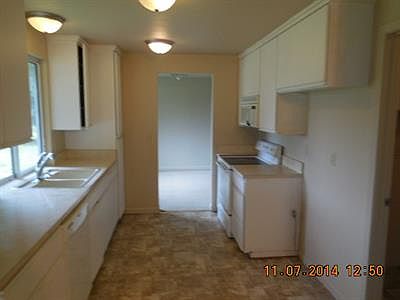 5th image of 7833 13th Ave NE