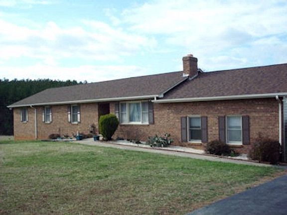 2nd image of 617 Homestead Trl